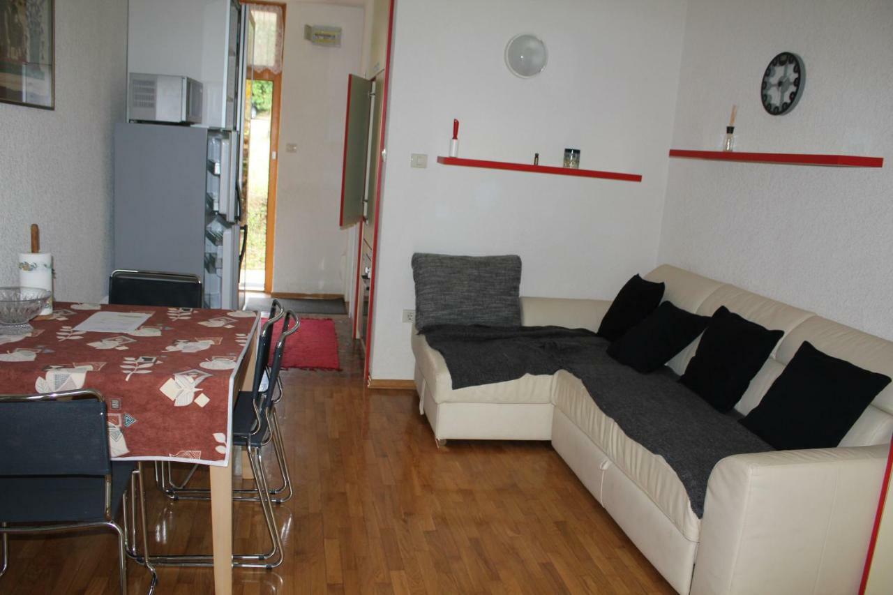Appartement Apartmajsko Naselje Zusterna à Koper Extérieur photo